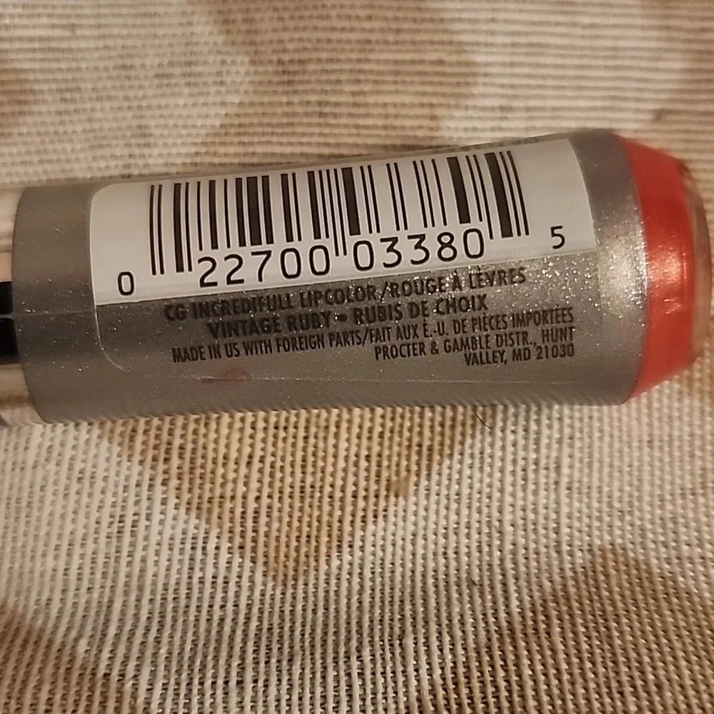 (4) COVERGIRL Incredifull Lipcolor Lipstick Vintage Ruby (Limited Edition) - Picture 5 of 5